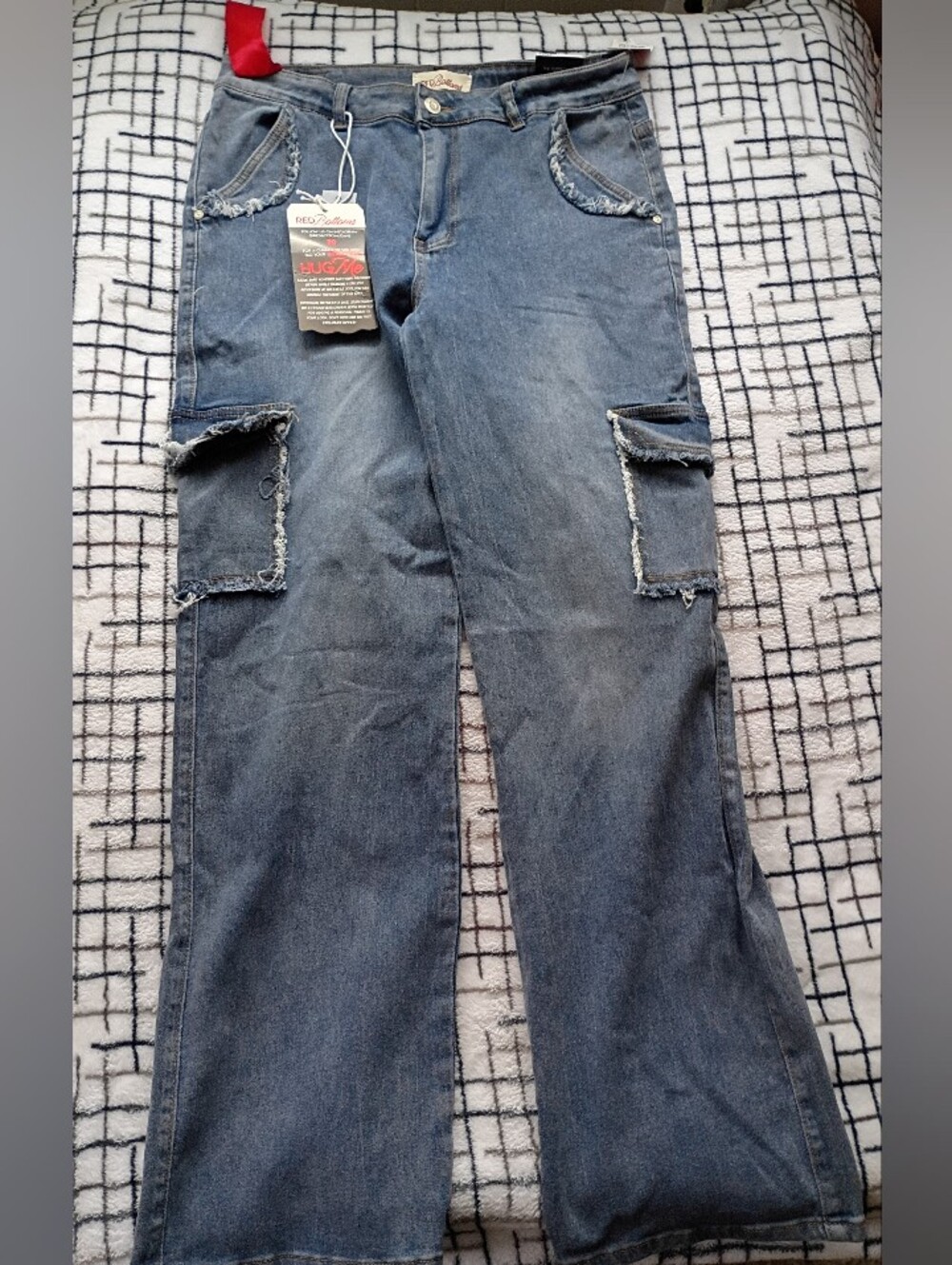 Red Bottoms Size 15 Juniors Stretch Distressed Cargo Style Jeans NEW WITH TAGS
